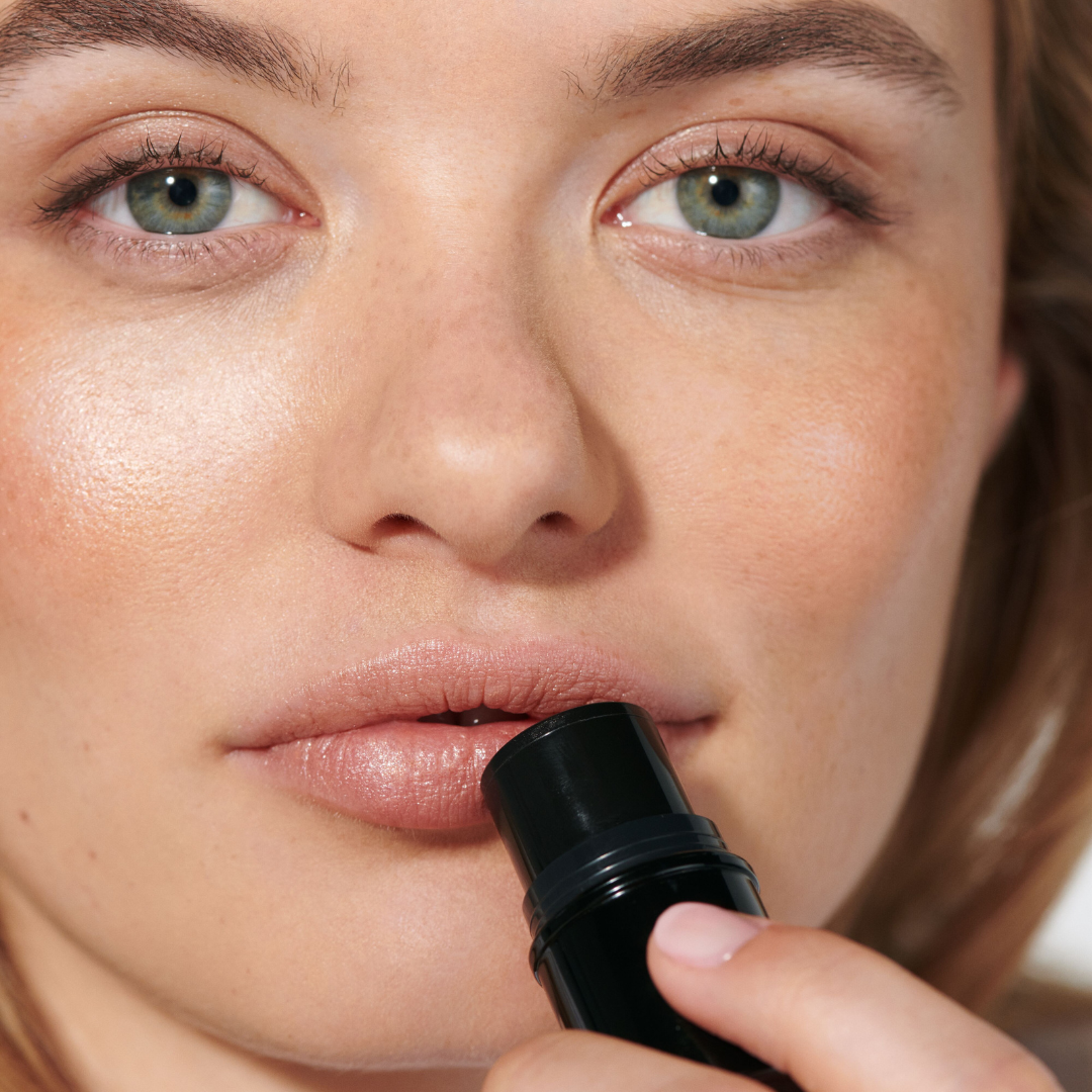 New! Lip to Cheek 04 Gold 6.1g