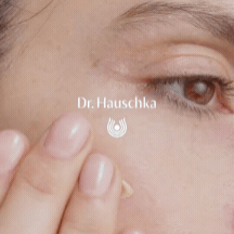 Delay Aging - Regenerating Day Cream + FREE Regenerating Day Cream Complexion