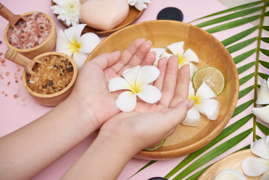 10 Proven Benefits of Natural Body Oils for Healthier Skin