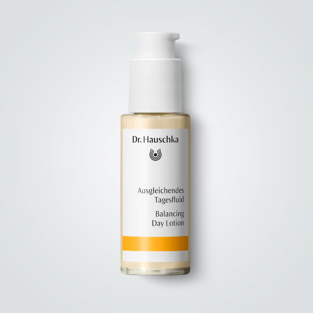 Lightweight moisturiser for combination skin
